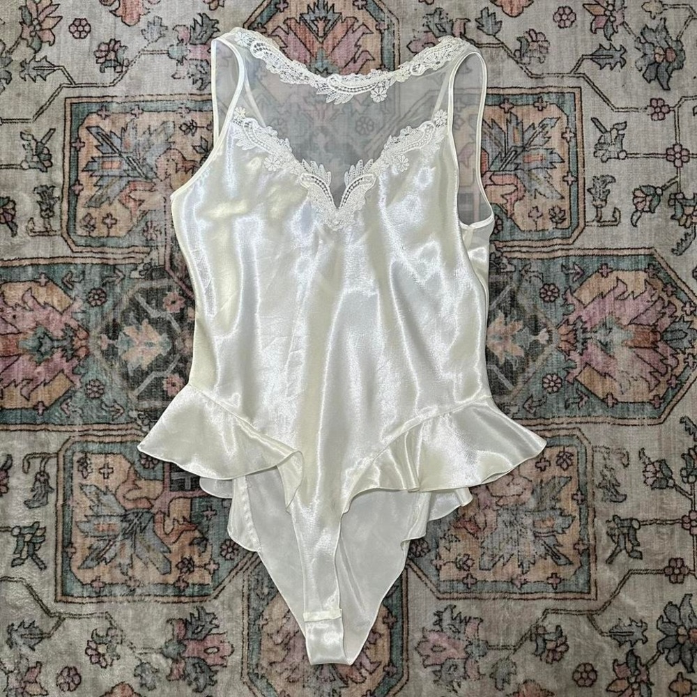 Amanda Smith vintage satin bodysuit‎ – Small